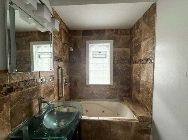 Building Photo - 4668 N 29th St