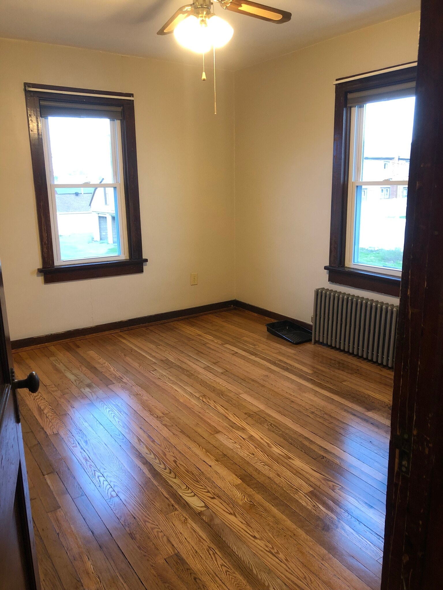 Building Photo - 728 W 3rd St