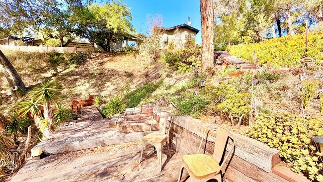 Building Photo - Lovely Country Setting Guest Home Unit on ...