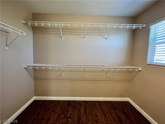 Building Photo - 548 Ivy Spring St