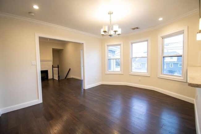 Building Photo - 3159 Milburn Ave