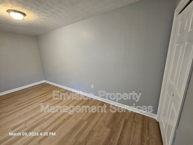 Building Photo - 2638 Fieldstone View Ln SE