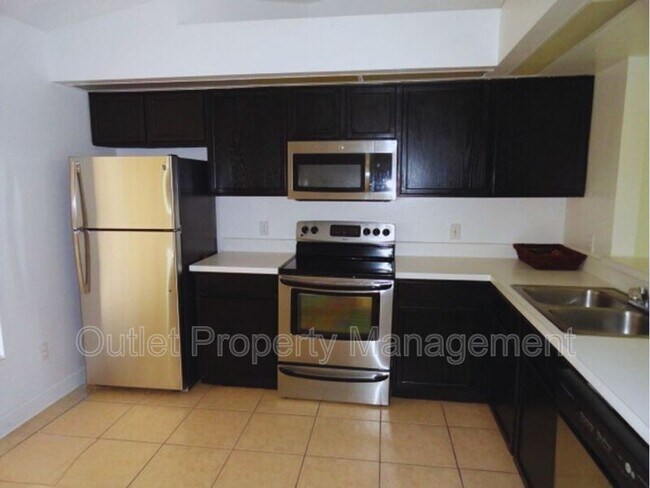 Building Photo - 13959 Timberland Dr