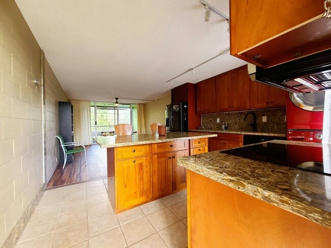 Building Photo - 95-269 Waikalani Drive