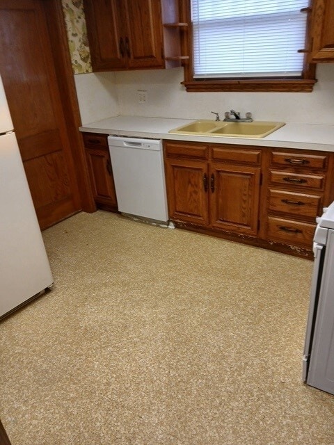 Building Photo - 4104 N Lockwood Ave