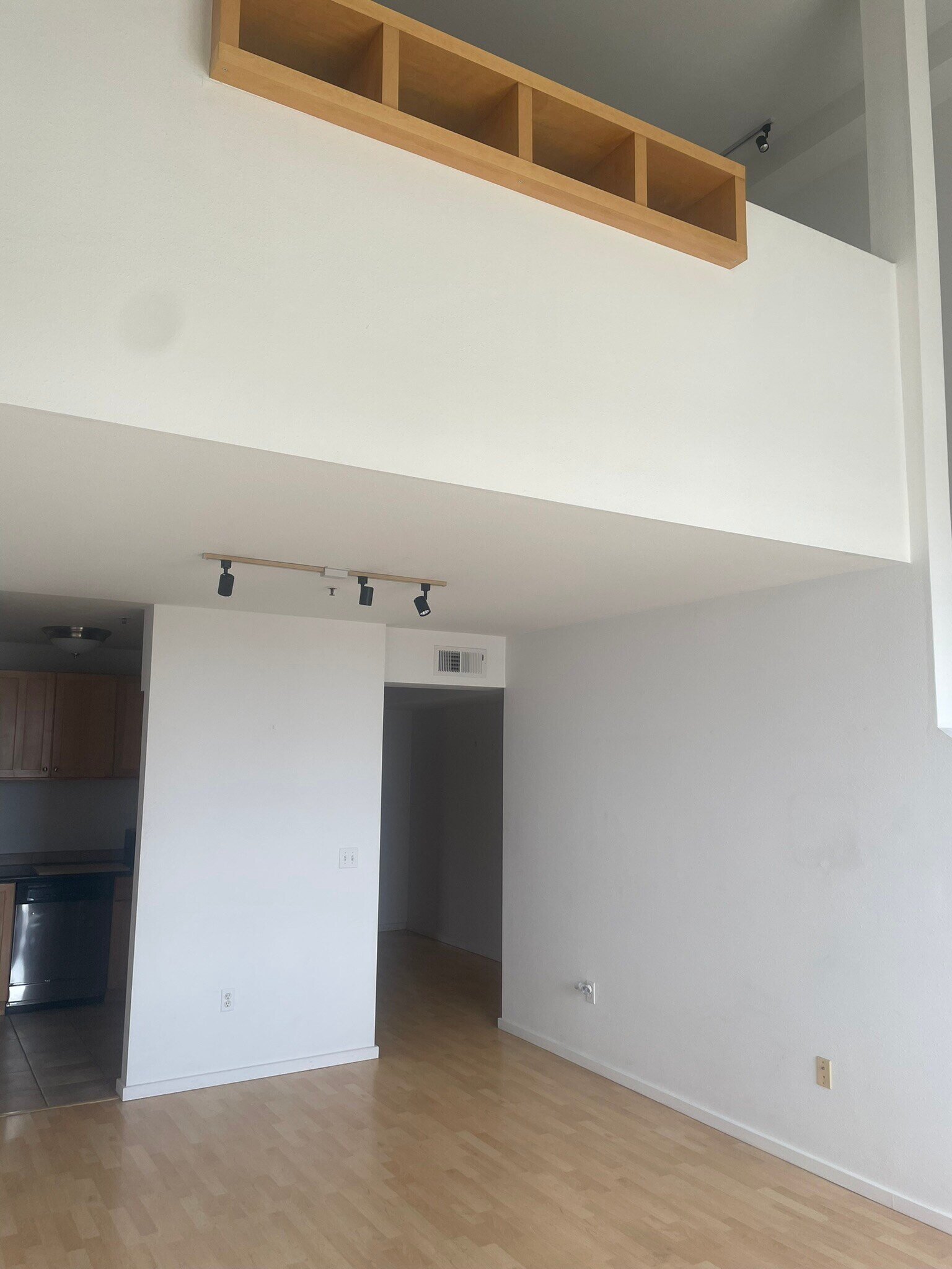 Building Photo - 426 27th St
