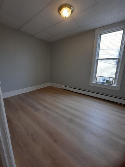 Building Photo - 201-209-209 13th St