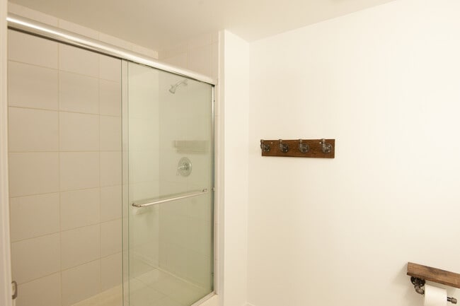 Building Photo - 1524 S Sangamon St