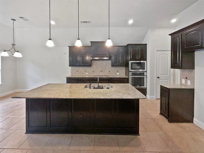 Building Photo - 312 Canadian Ln