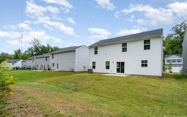 Building Photo - 1925 Pin Hook Rd