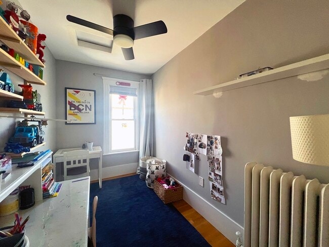 Building Photo - 118 Brooks St