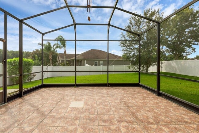 Building Photo - 5244 Royce Dr