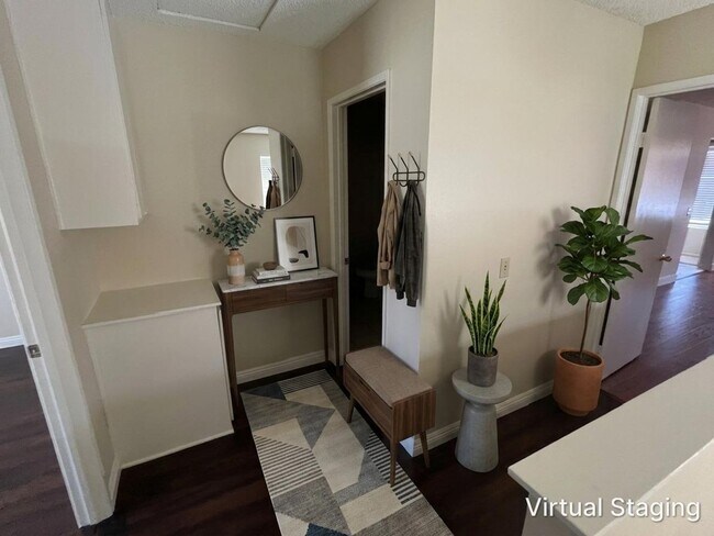Building Photo - 15377 Bambi Ct
