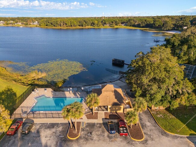 Building Photo - 782 Olympic Cir