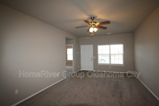Building Photo - 13121 Beekman Dr