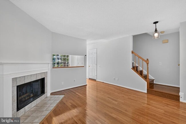 Building Photo - 6619 High Valley Ln