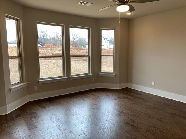 Building Photo - 616 Mill Pond Wy
