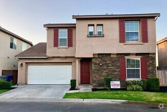 Building Photo - $2,695 Shepherd & Clovis, 3 Bed +Loft - Be...