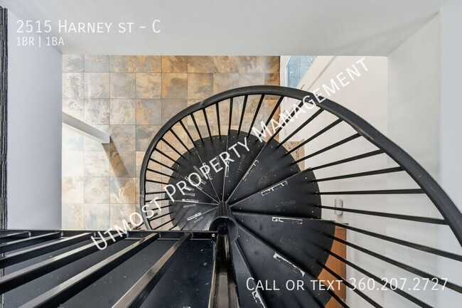 Building Photo - 2515 Harney St