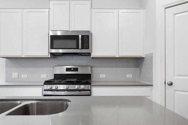 Building Photo - 1205 Sweetspire St