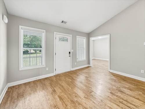 Building Photo - 2052 Bay Ct