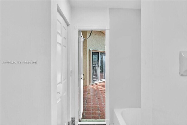 Building Photo - 5650 NW 40th Terrace