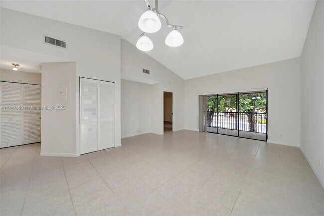 Building Photo - 204 Congressional Way