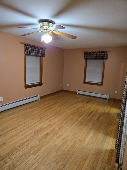 Building Photo - 2 Curt Rd