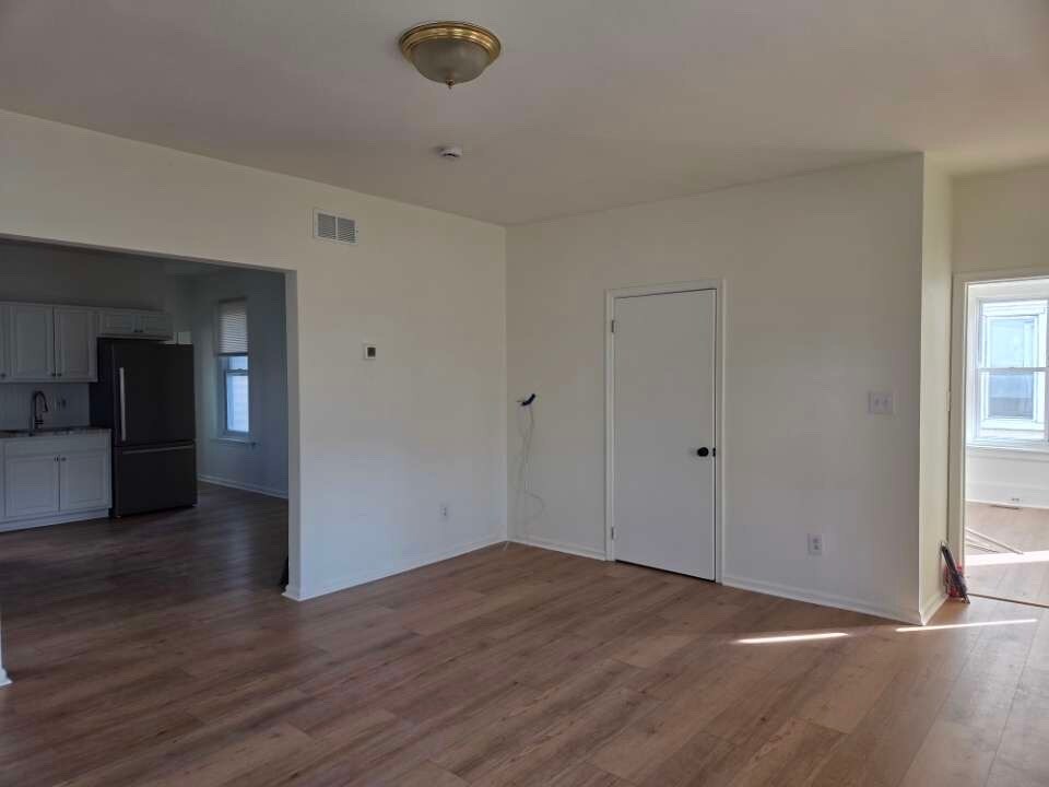 Building Photo - 1907 W Point Pike