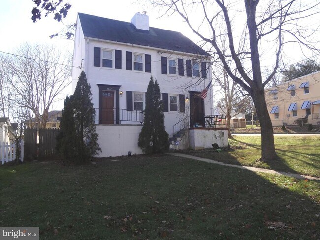 Building Photo - 9067 Baltimore St