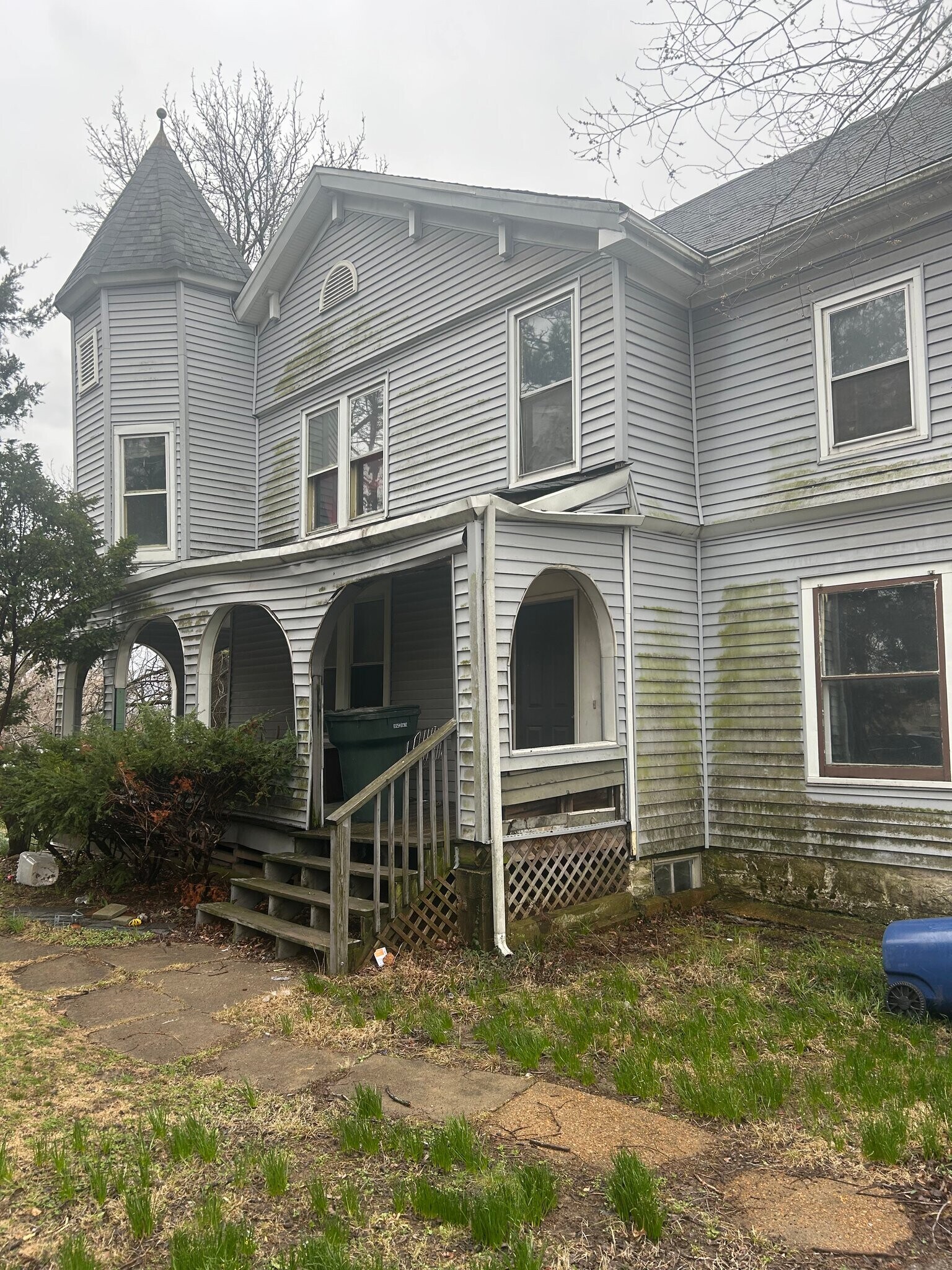 Building Photo - 5341 Goodfellow Blvd