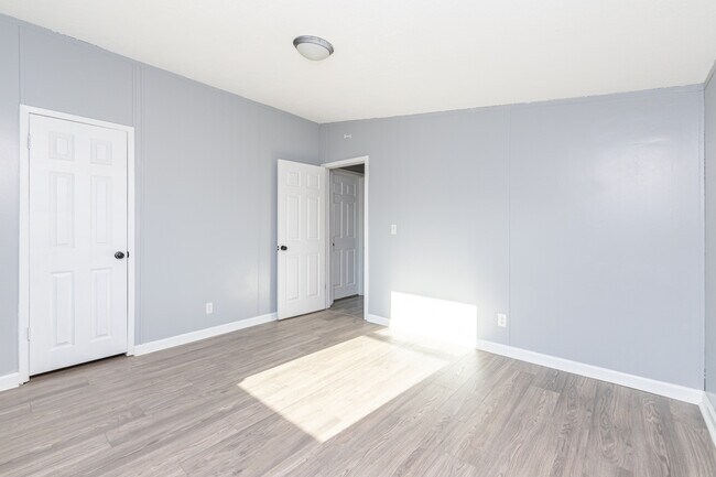 Building Photo - 20945 Via Duran Point