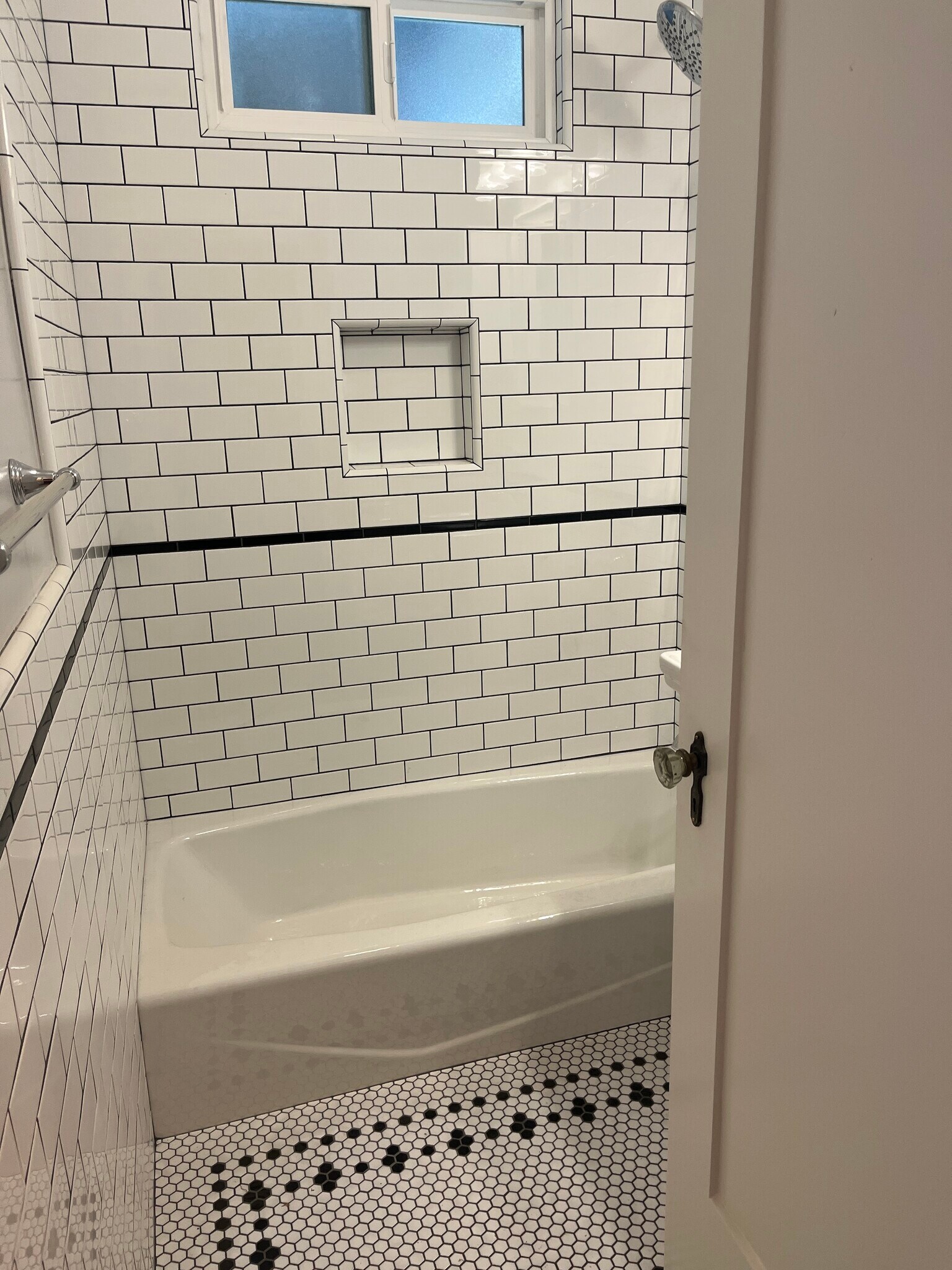 Building Photo - 1040 Prospect Ave