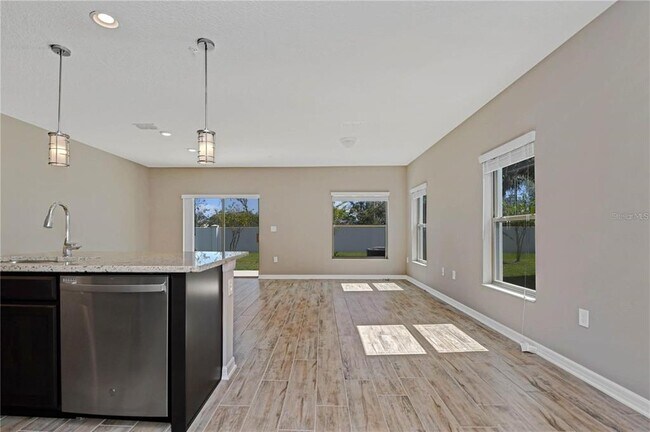 Building Photo - 310 Cedar Bark Ln