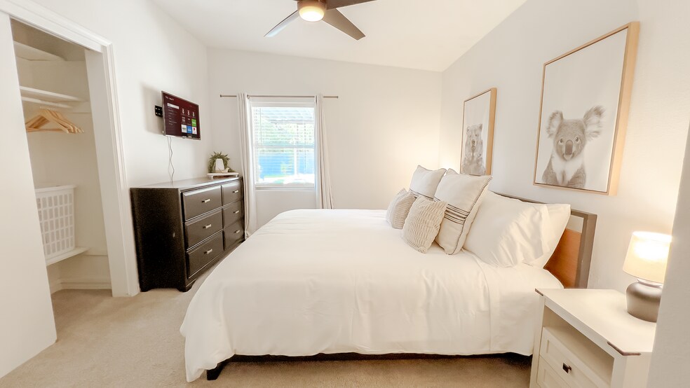 Building Photo - 3811 Hargill Dr