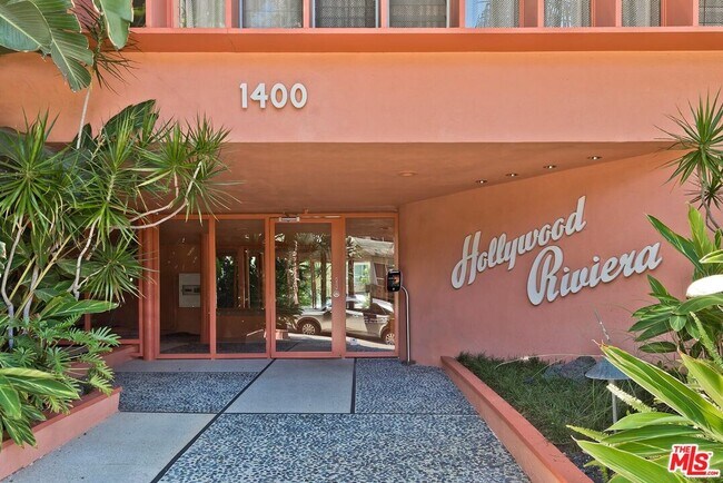 Building Photo - 1400 Hayworth Ave