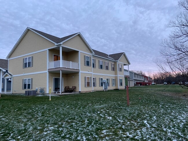 Building Photo - 204 Betsinger Rd