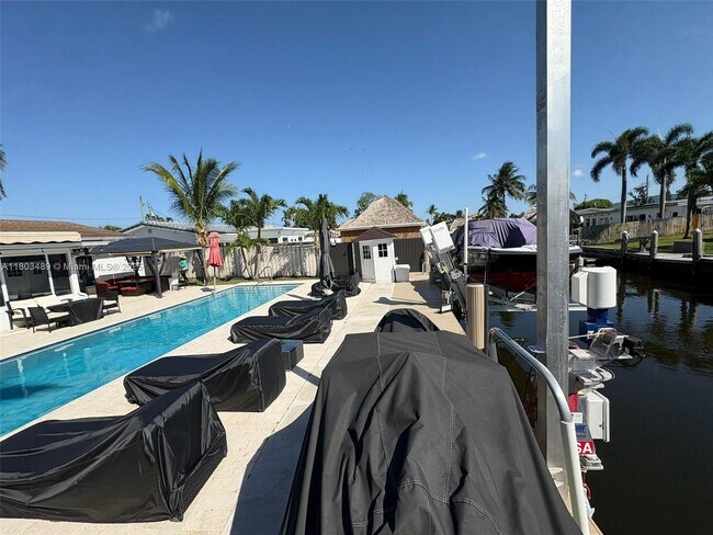 Building Photo - 963 Nautilus Isle