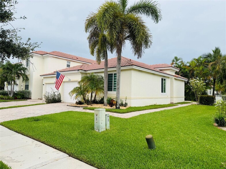 Primary Photo - 18761 SW 28th Ct