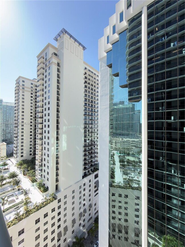 Building Photo - 55 SW 9th St