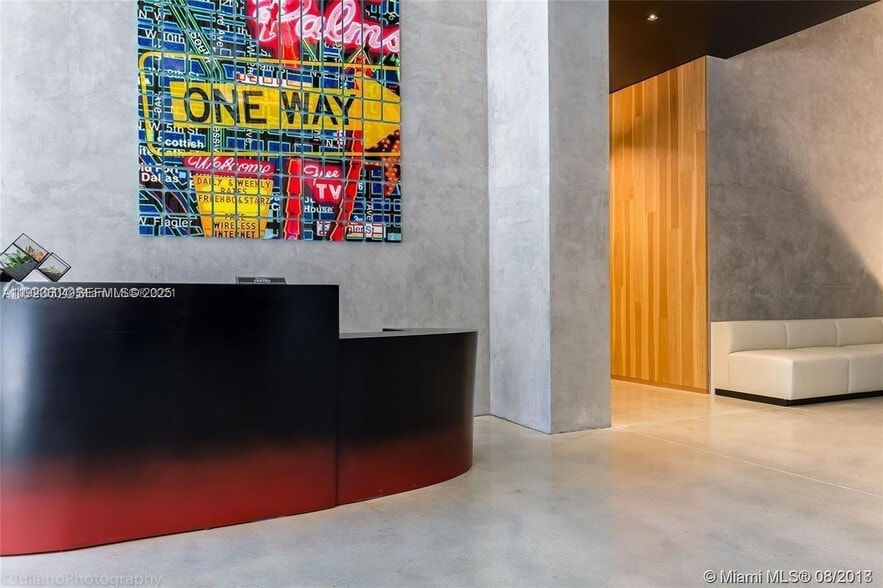 Building Photo - 151 SE 1st St