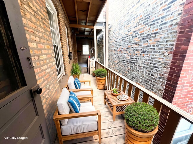 Building Photo - 2340 W Thomas St