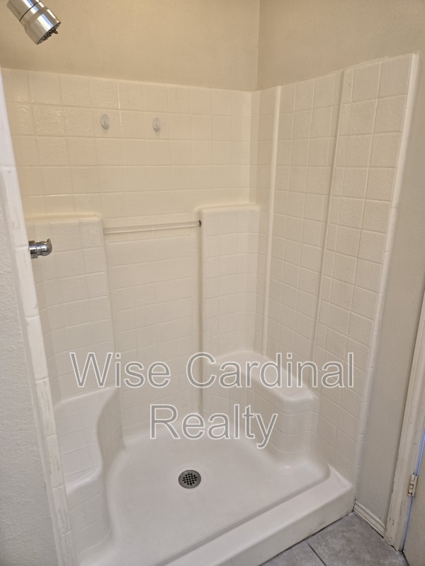 Building Photo - 5120 Aberdeen Ave