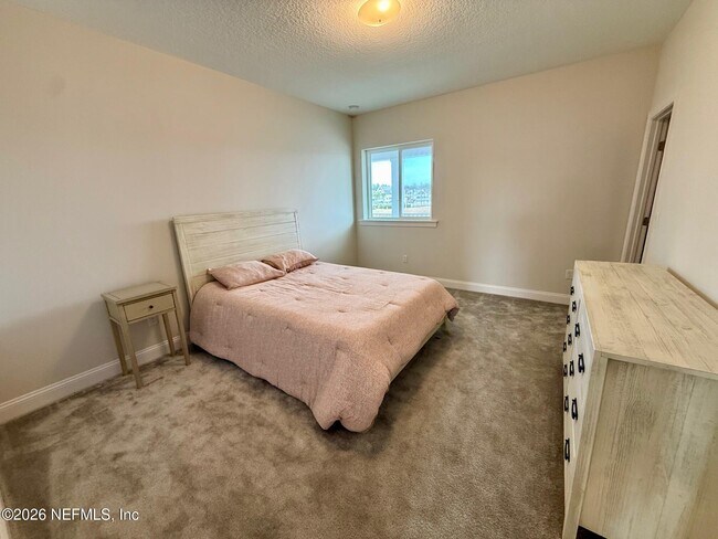 Building Photo - 194 Snowbell Ct