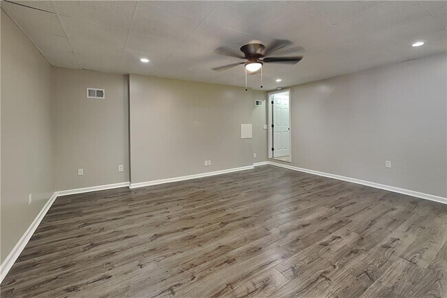 Building Photo - 4240 Moccasin Trail