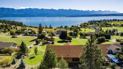 Building Photo - Log Home with close public lake access - A...