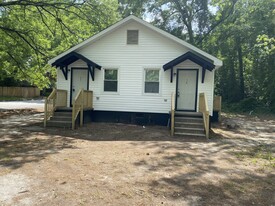 Building Photo - 531 Rose St