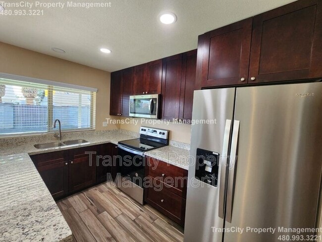 Building Photo - 3304 N Apollo Dr