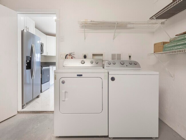 Building Photo - 6219 Eaton St