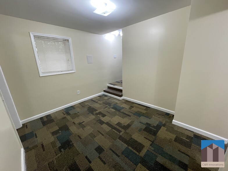 Building Photo - 2595 Woodland Dr NW